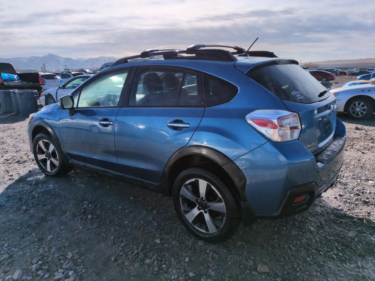 2014 SUBARU XV CROSSTR - Image 2
