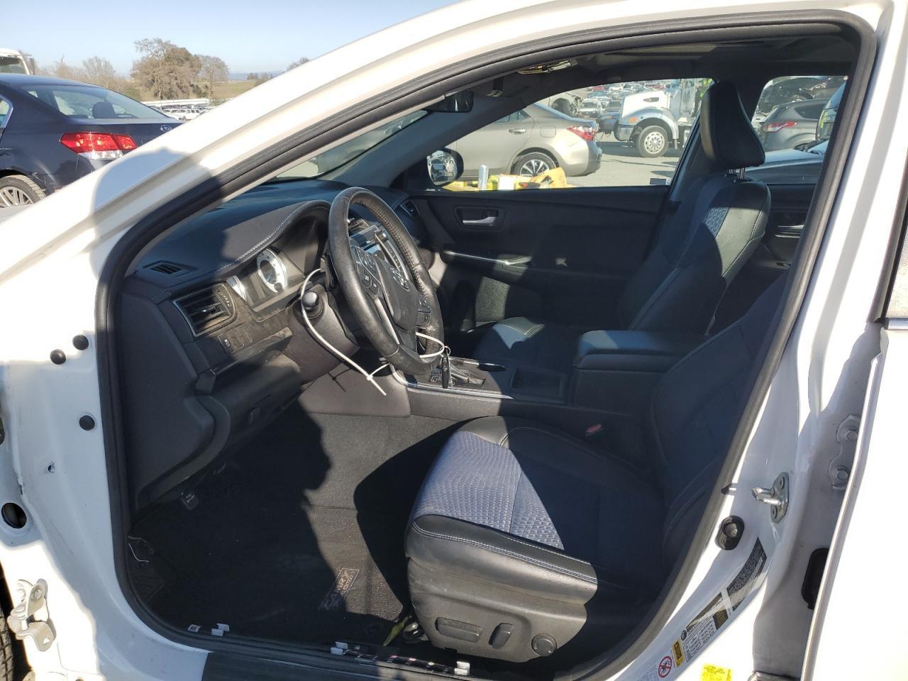 2016 TOYOTA CAMRY LE - Фото 7