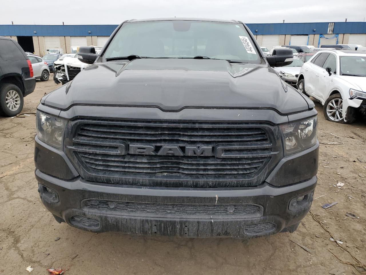 2019 RAM 1500 BIG H - Фото 5