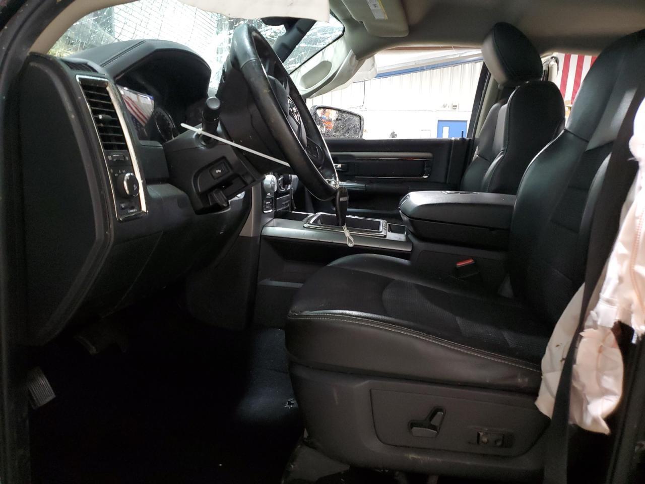 2014 RAM 1500 SPORT - Фото 7