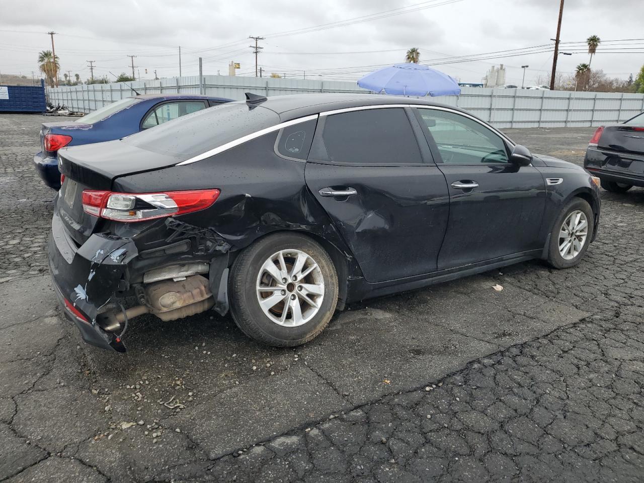 2016 KIA OPTIMA LX - Фото 3