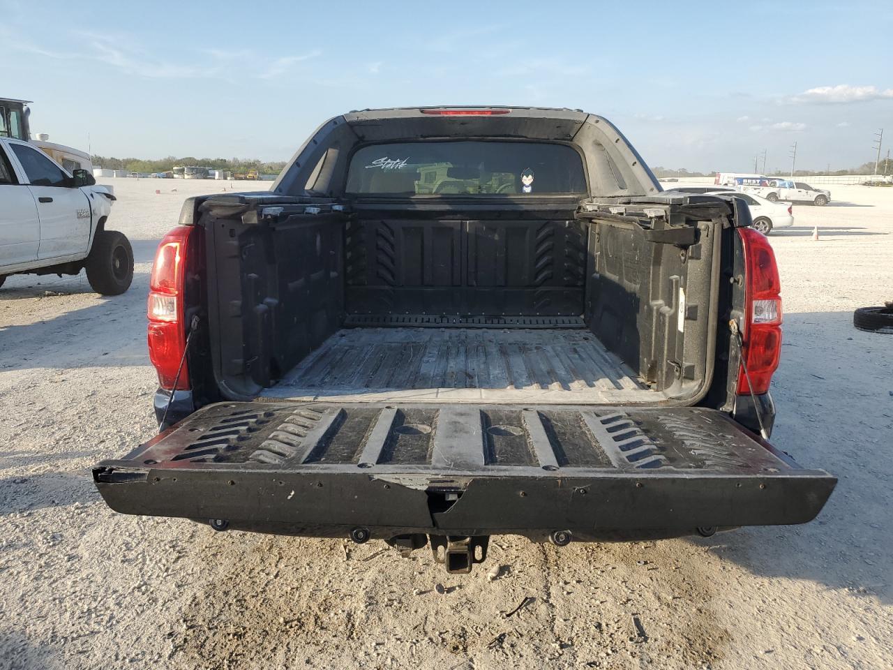 2012 CHEVROLET AVALANCHE - Фото 6
