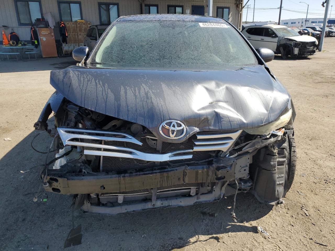 2011 TOYOTA VENZA - Фото 5