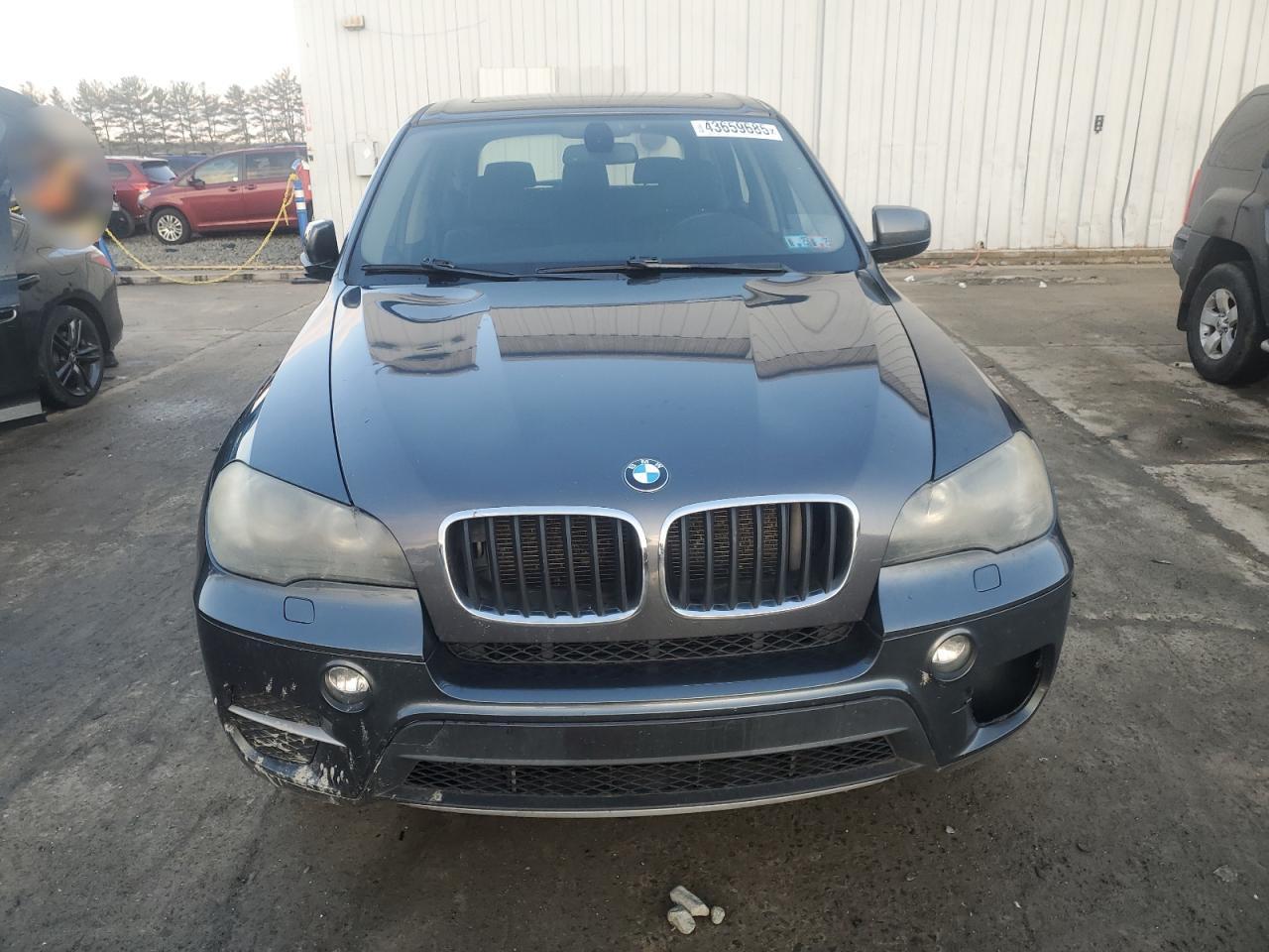 2011 BMW X5 XDRIVE3 - Image 5