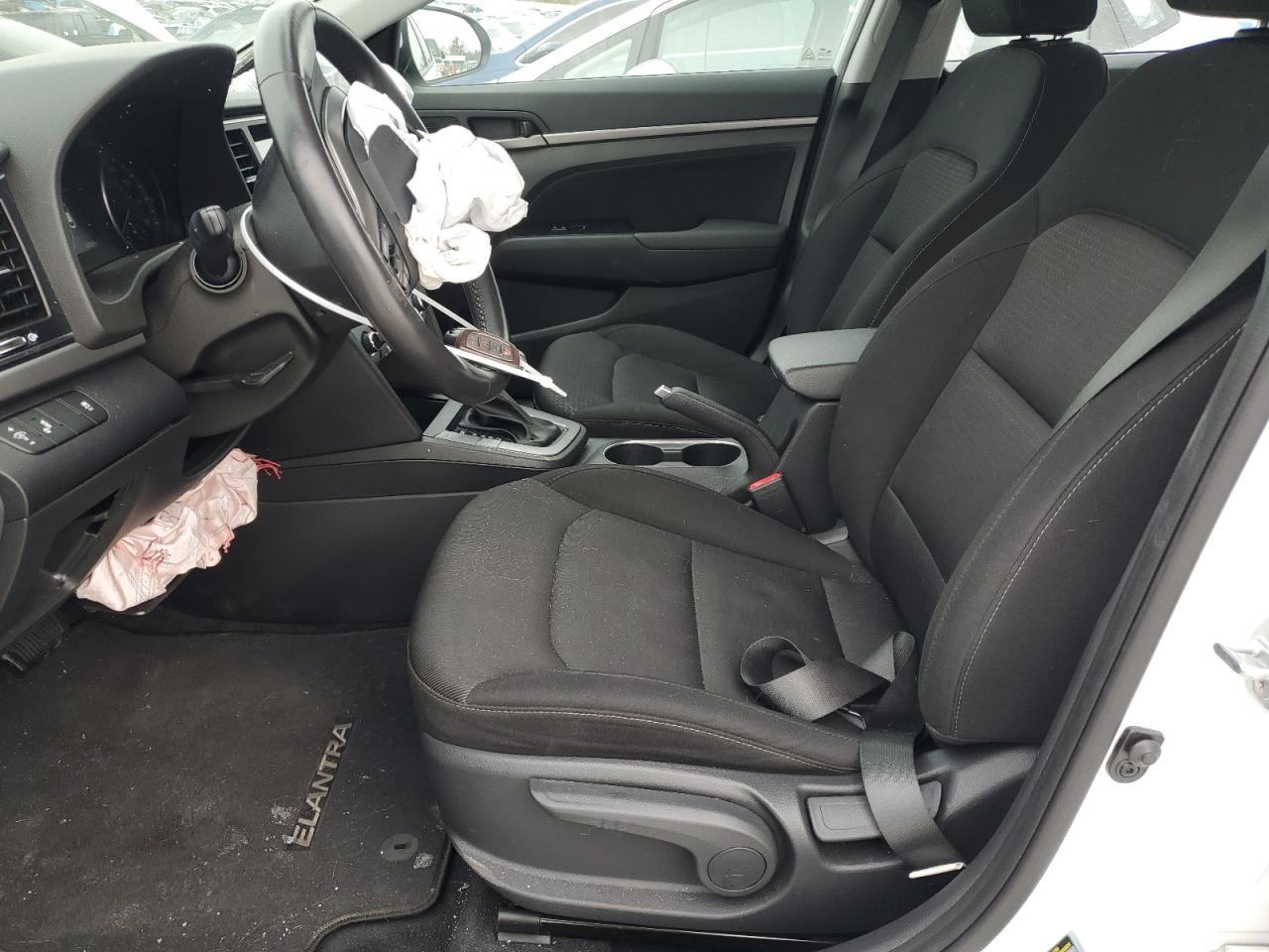 2018 HYUNDAI ELANTRA SE - Image 7