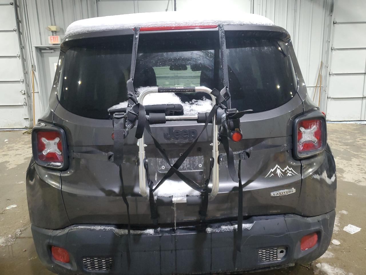 2016 JEEP RENEGADE L - Image 6