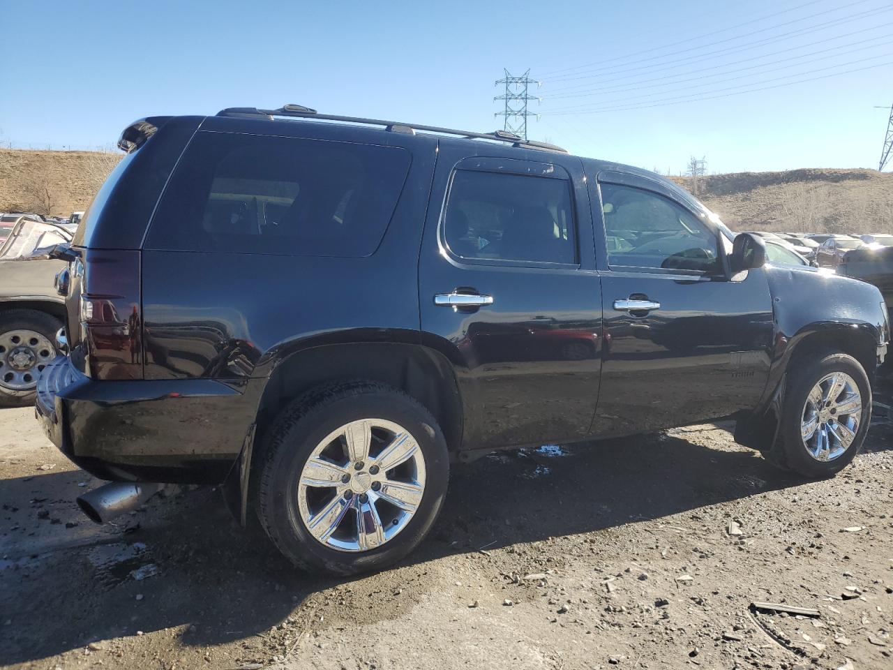 2011 CHEVROLET TAHOE K150 - Image 3