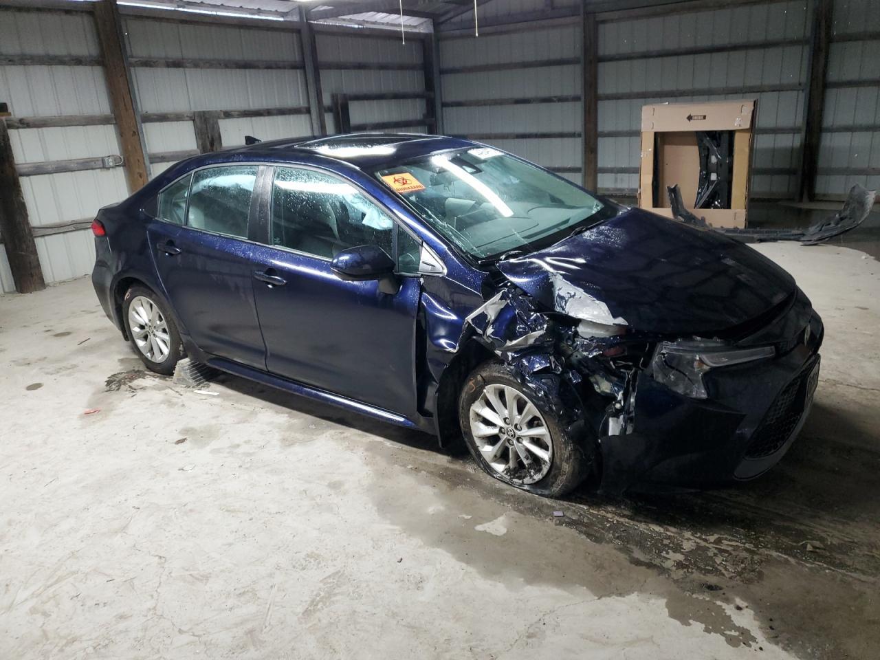 2021 TOYOTA COROLLA LE - Фото 4