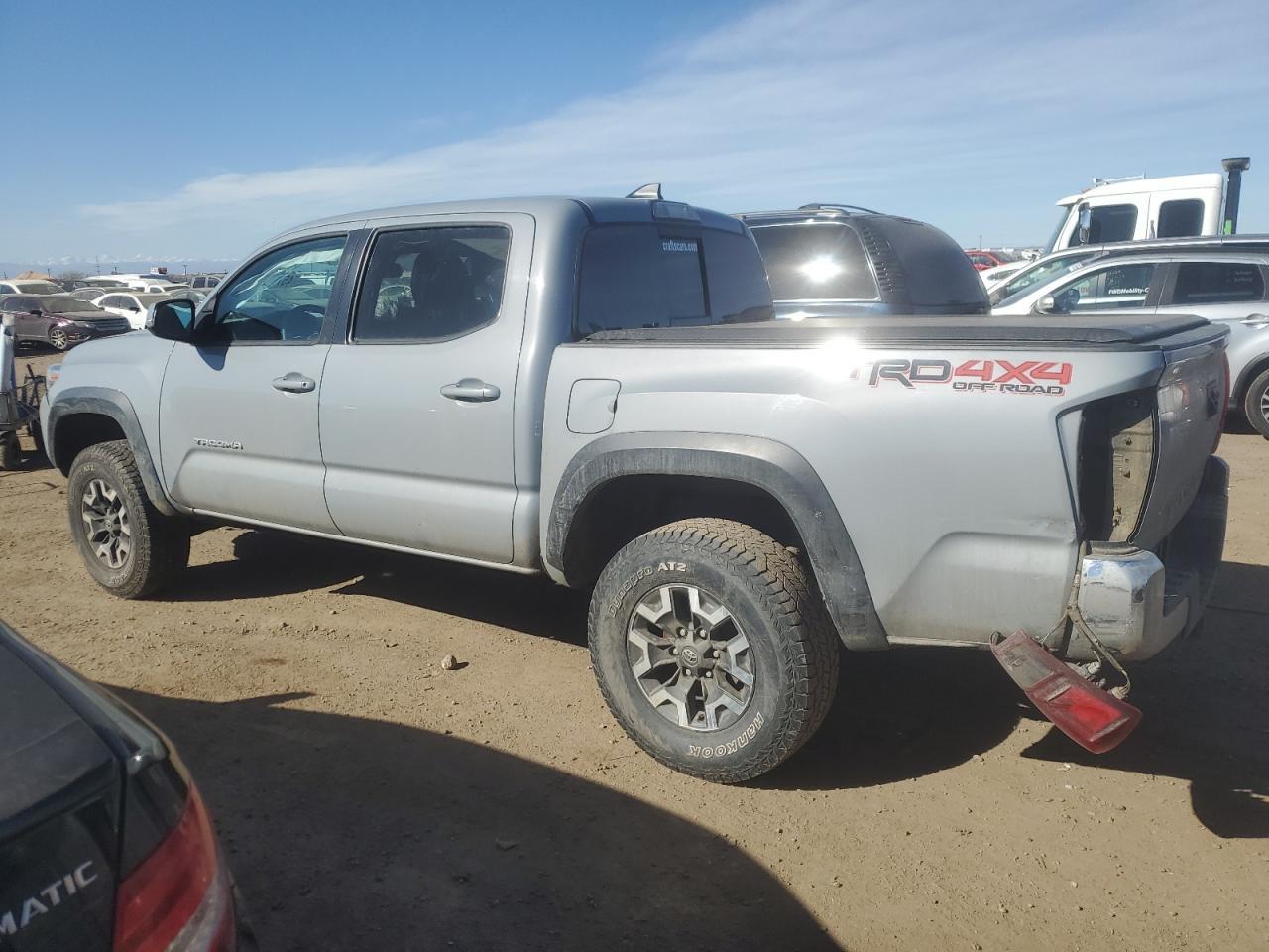 2019 TOYOTA TACOMA DOU - Фото 2