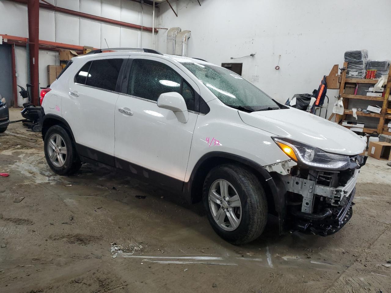 2019 CHEVROLET TRAX 1LT - Фото 4