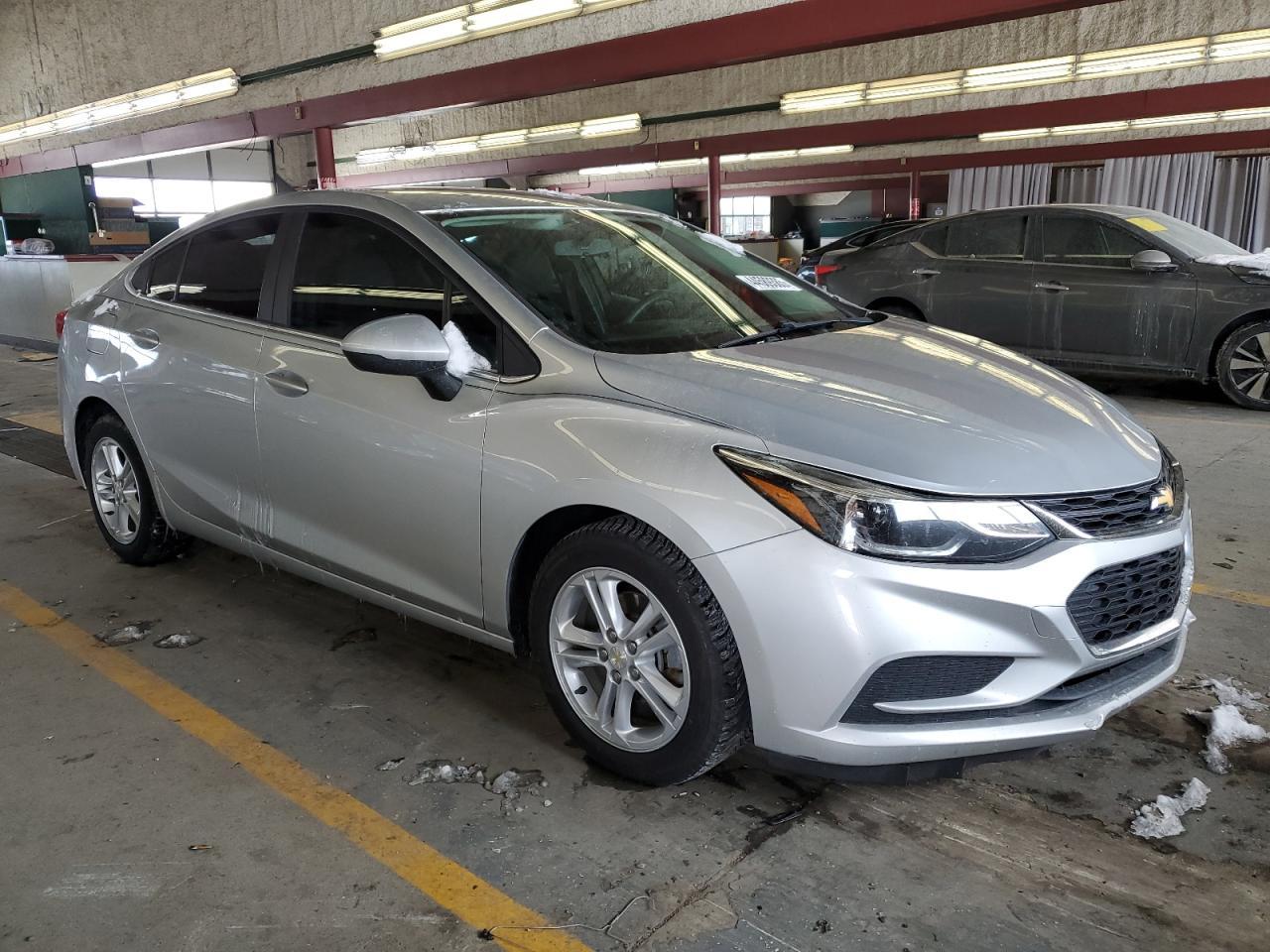 2017 CHEVROLET CRUZE LT - Фото 4