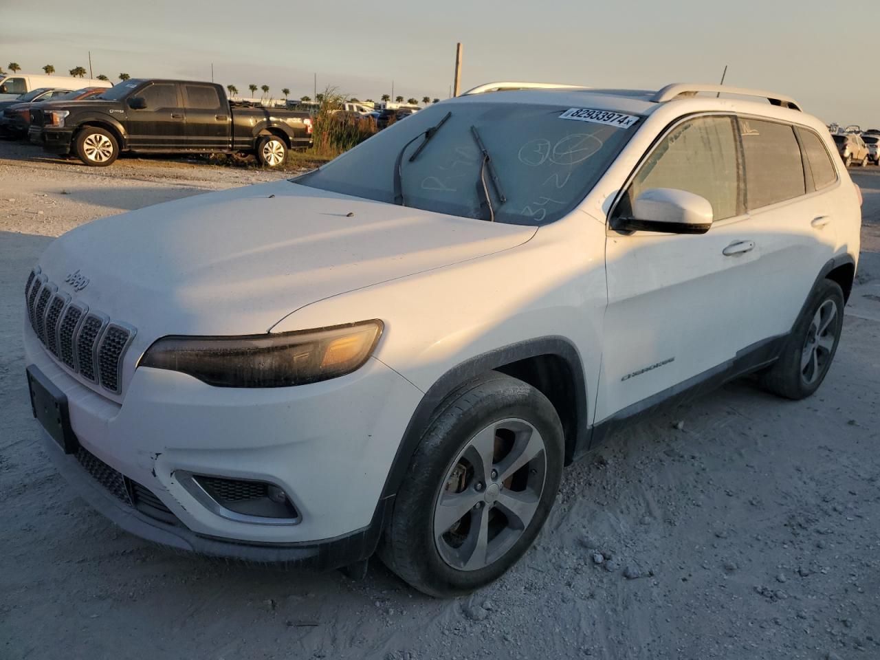 2019 JEEP CHEROKEE L
