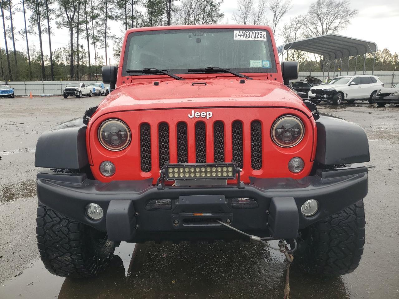 2015 JEEP WRANGLER U - Фото 5