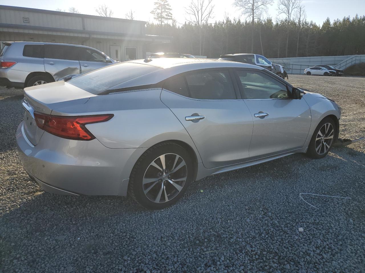 2016 NISSAN MAXIMA 3.5 - Фото 3
