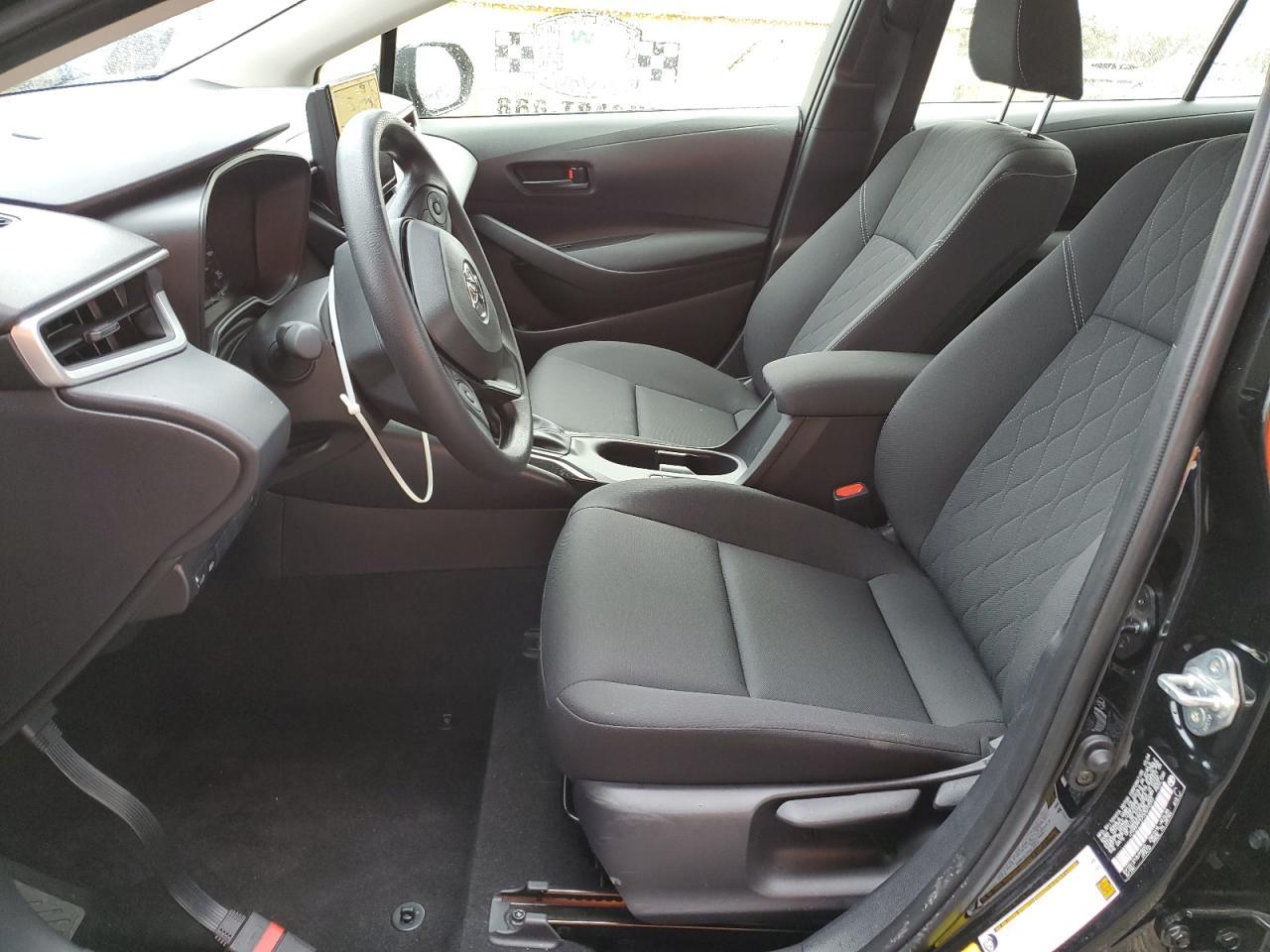 2025 TOYOTA COROLLA LE - Фото 7