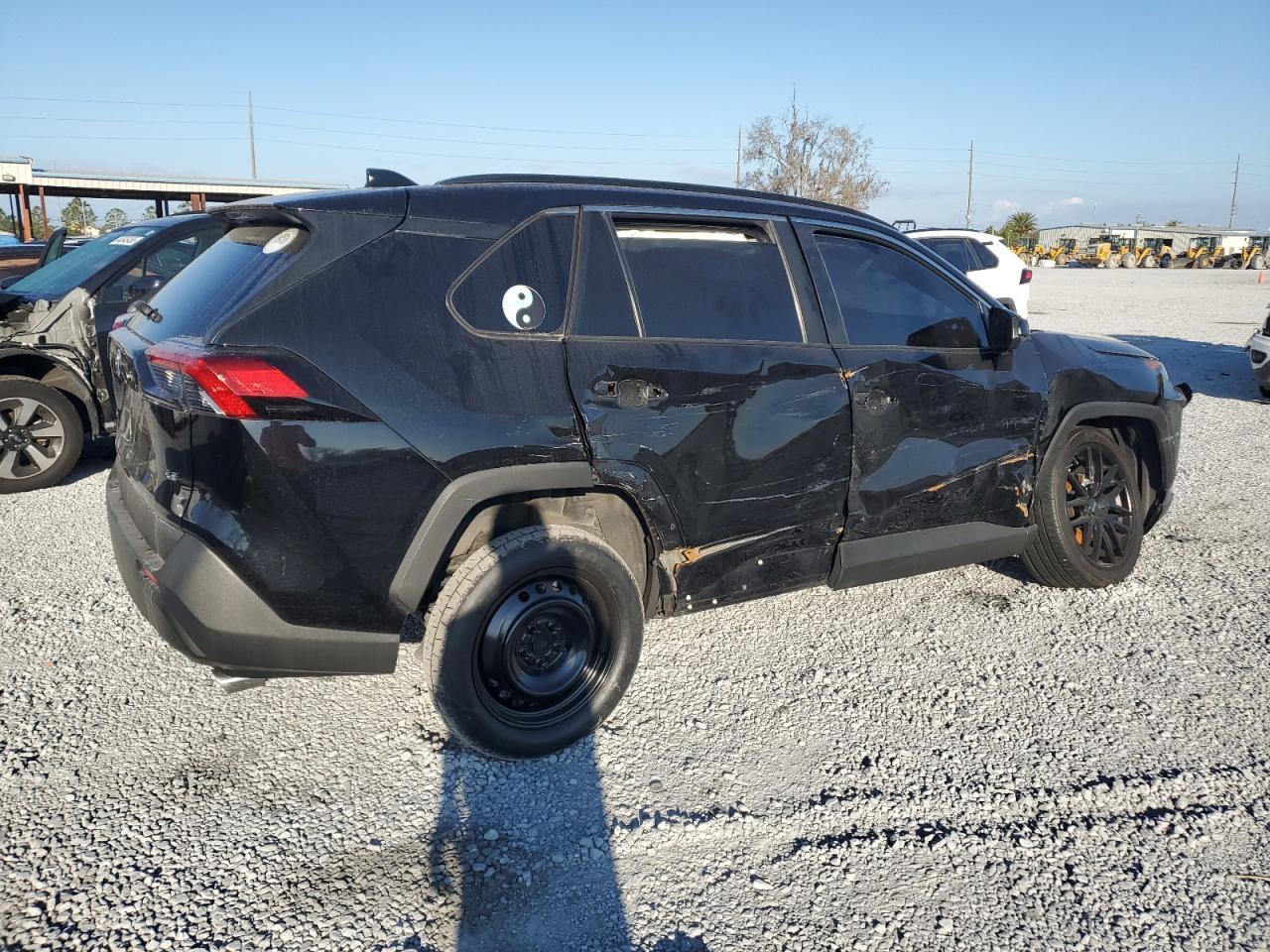 2021 TOYOTA RAV4 LE - Image 3