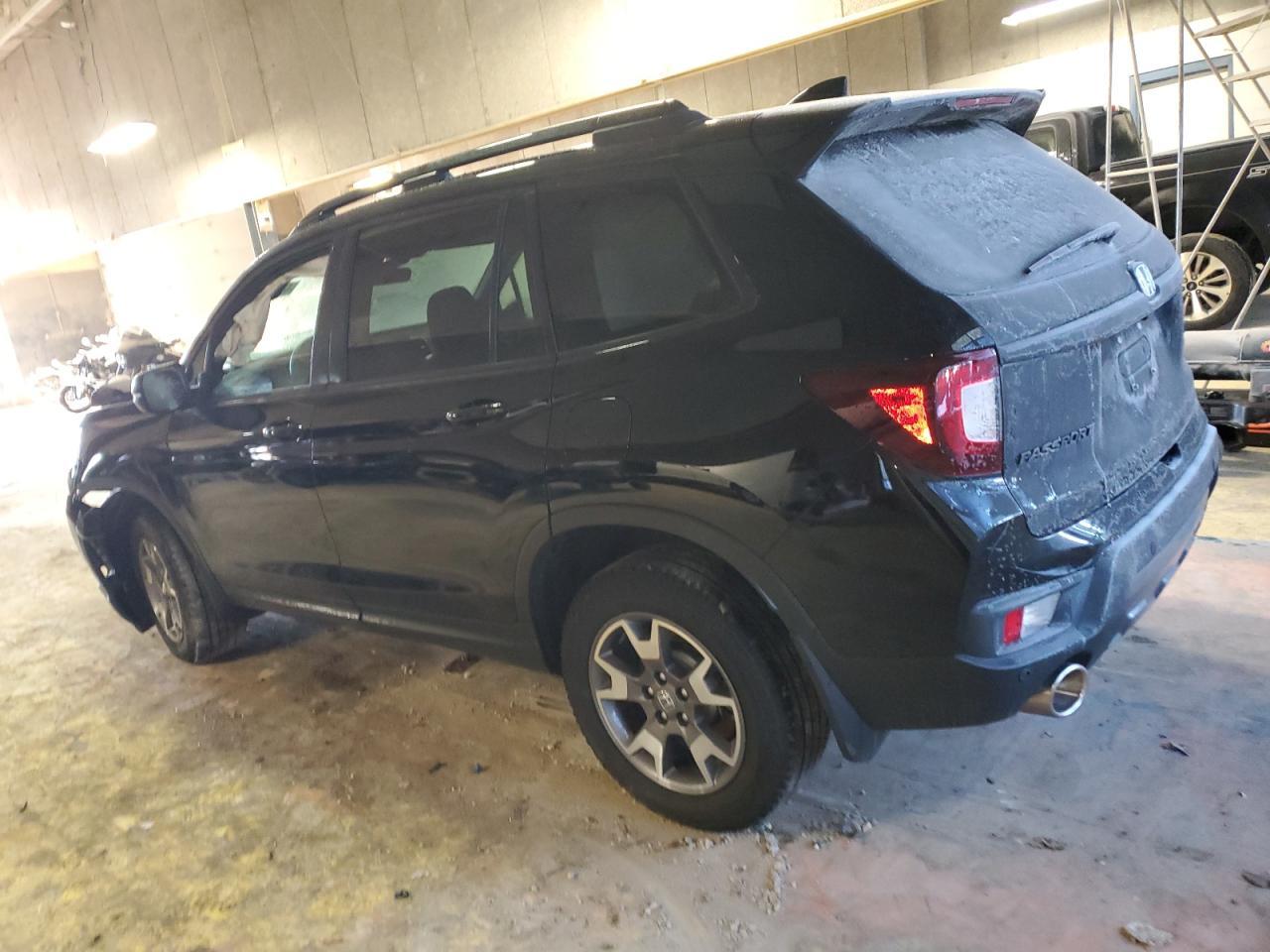 2023 HONDA PASSPORT T - Фото 2