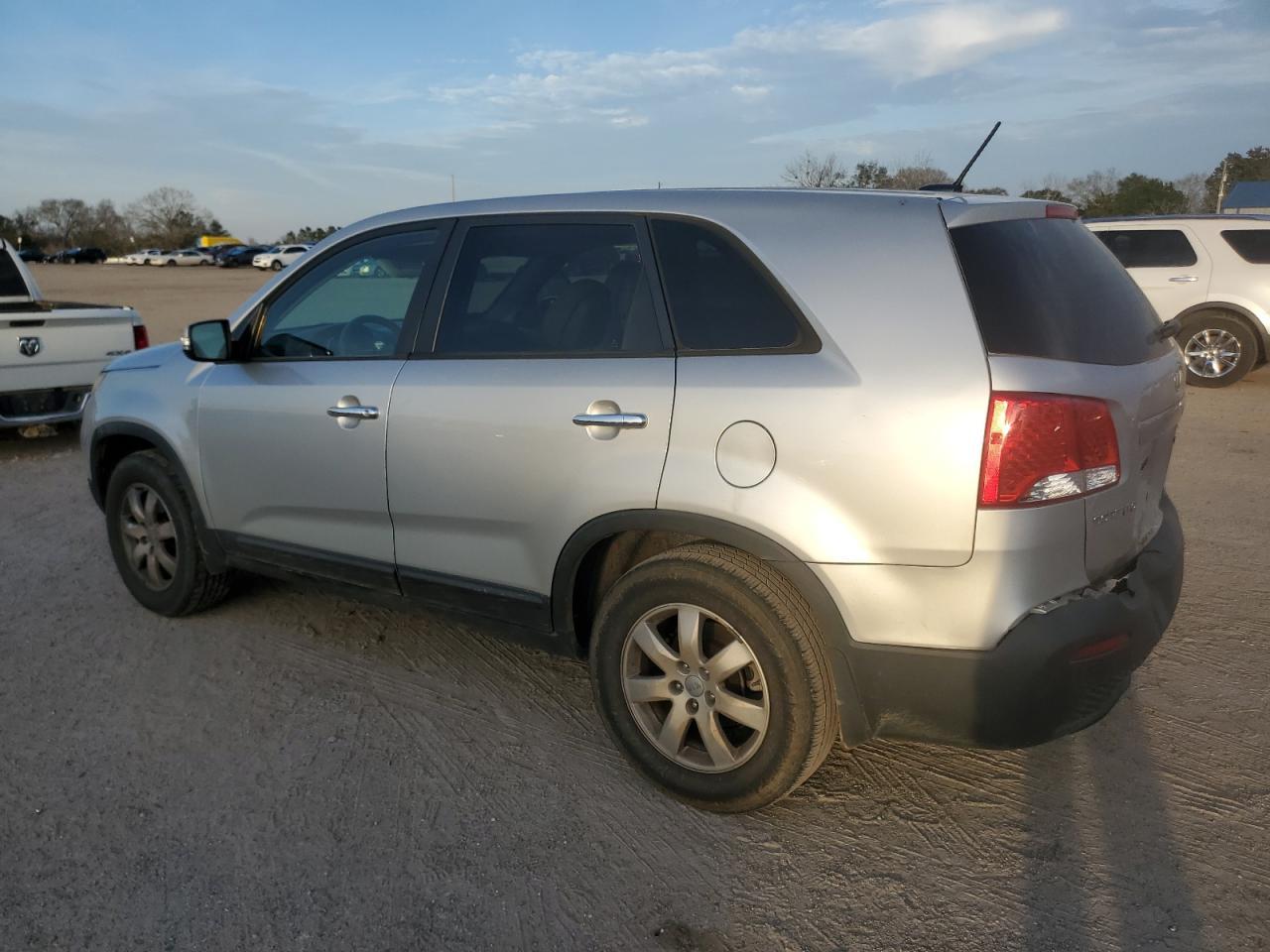 2012 KIA SORENTO BA - Image 2