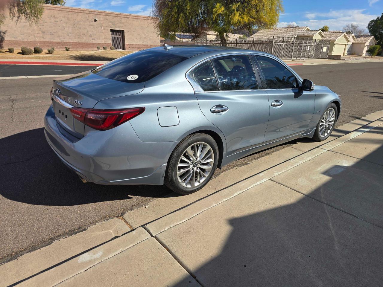 2018 INFINITI Q50 LUXE - Фото 4