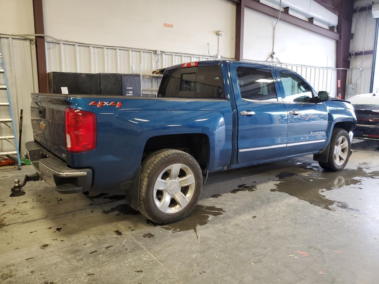 2018 CHEVROLET SILVERADO - Image 3