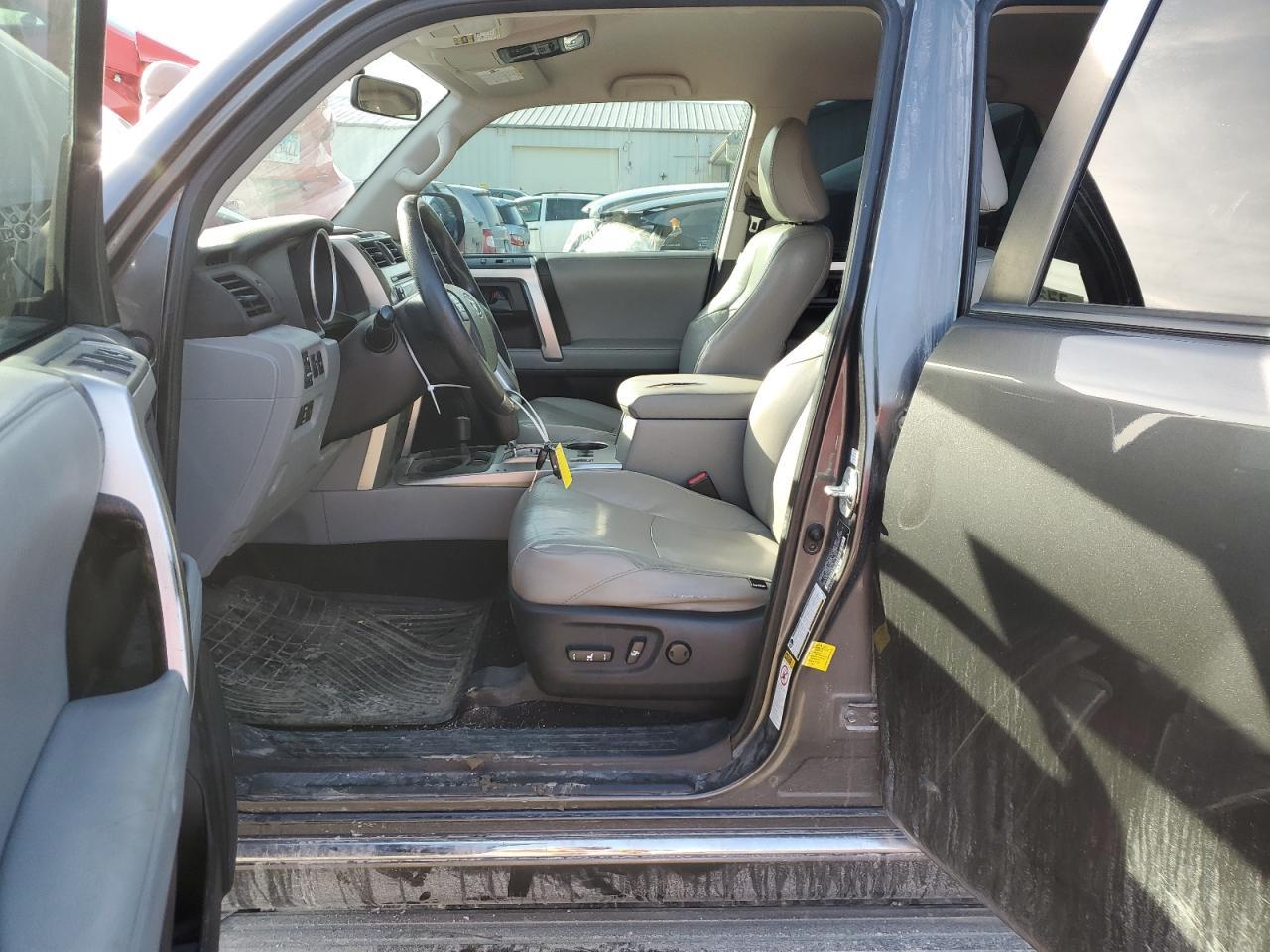 2011 TOYOTA 4RUNNER SR - Image 7