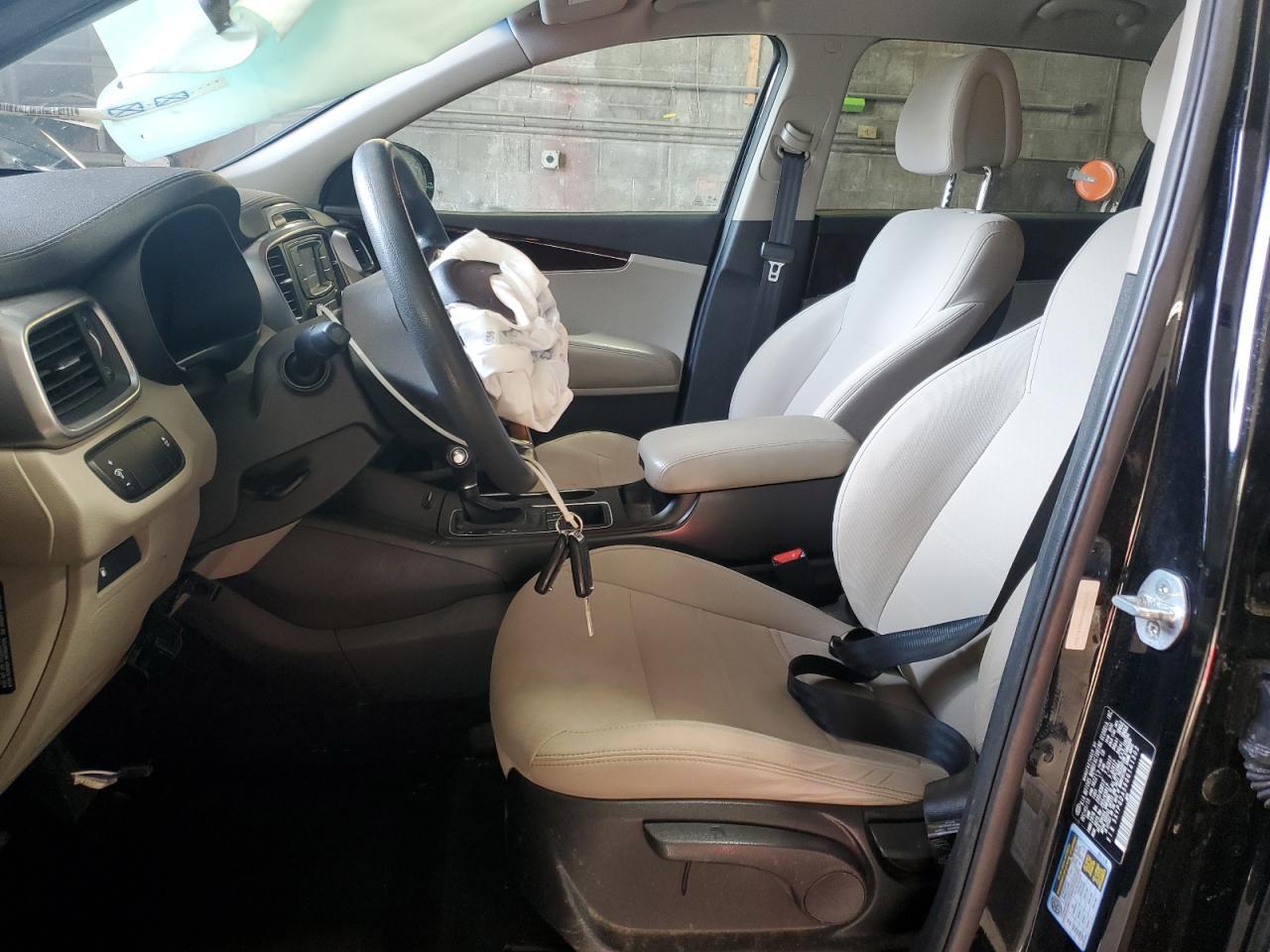 2016 KIA SORENTO LX - Image 7