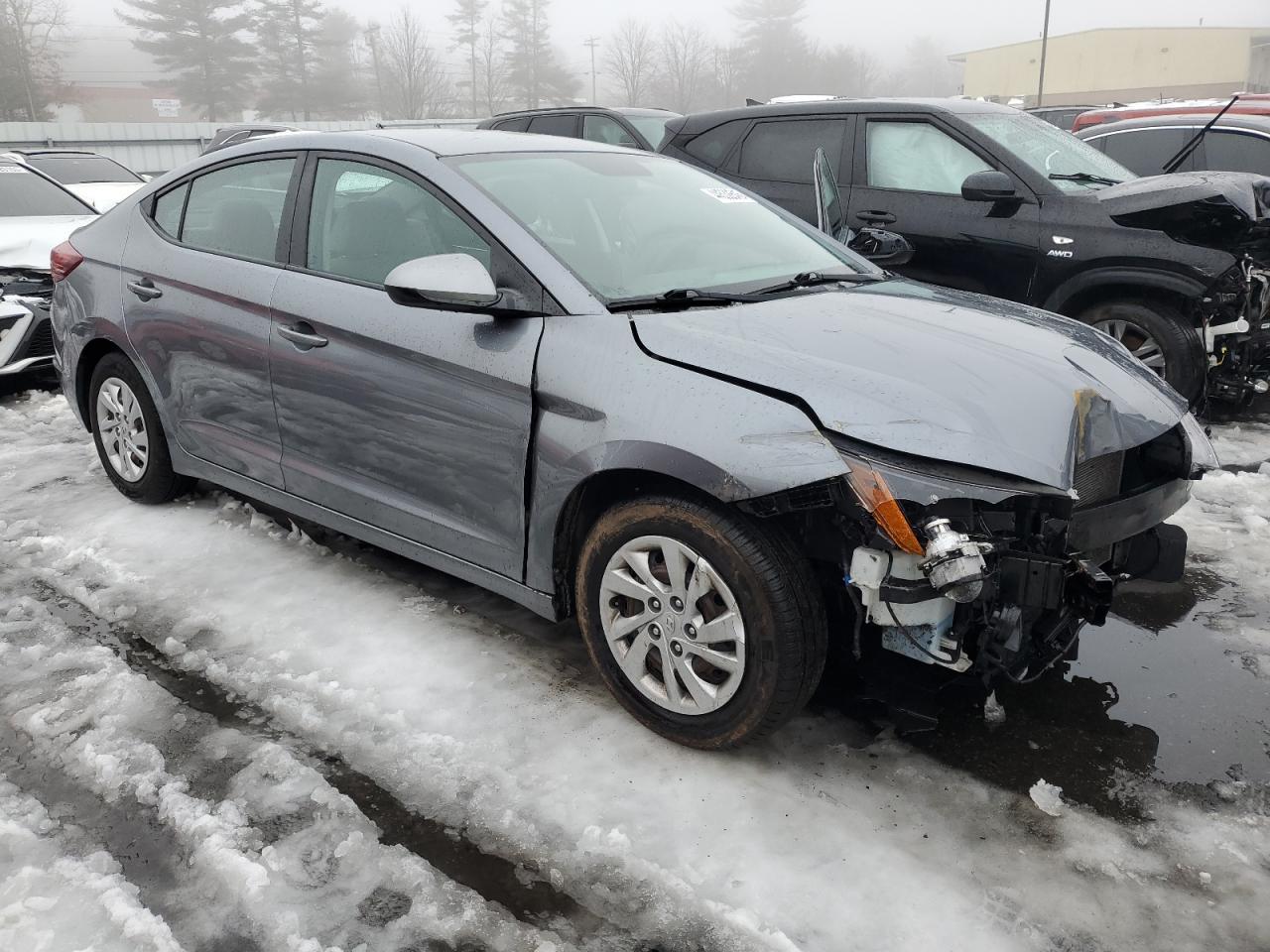 2019 HYUNDAI ELANTRA SE - Фото 4