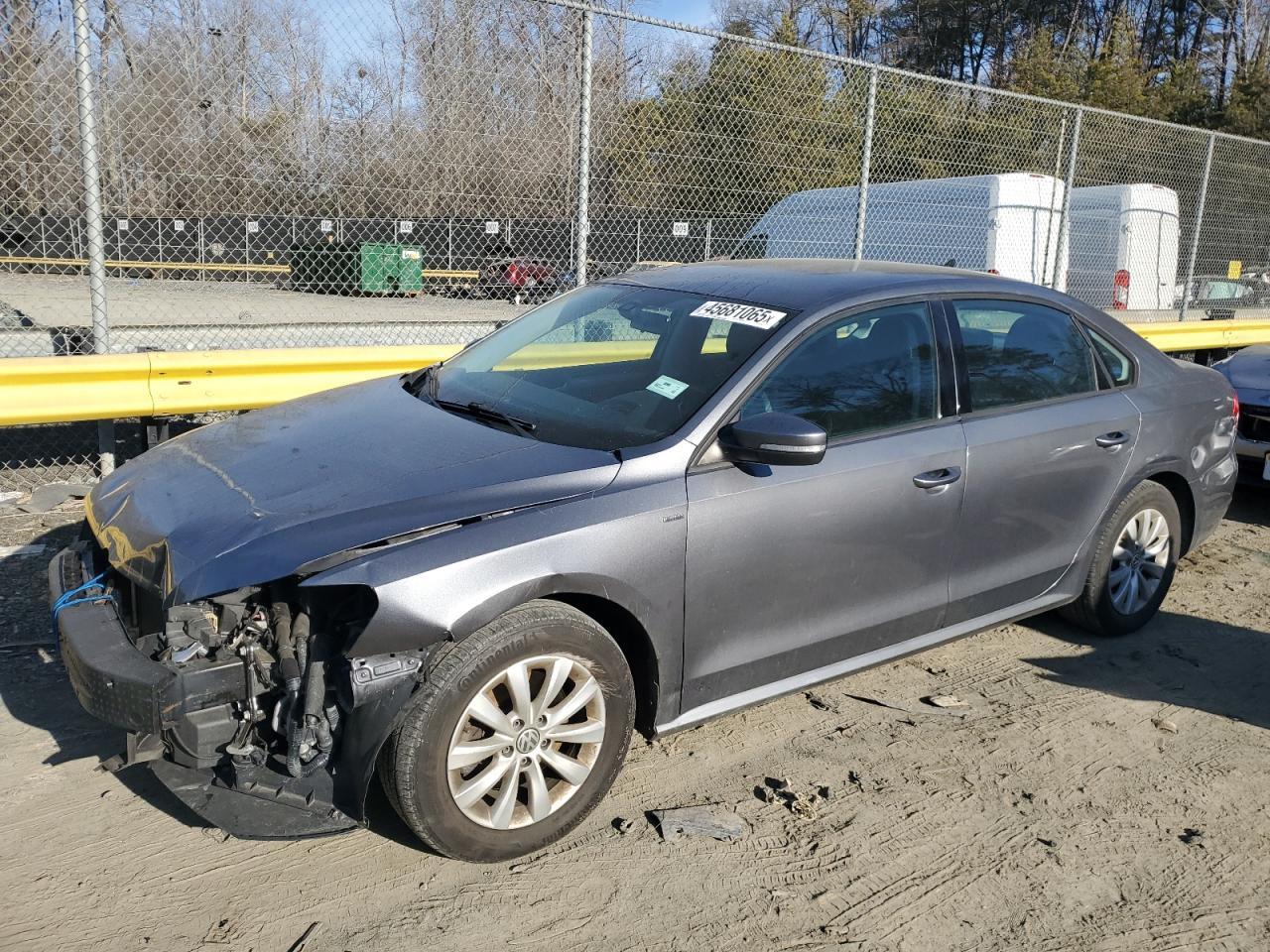 2015 VOLKSWAGEN PASSAT S