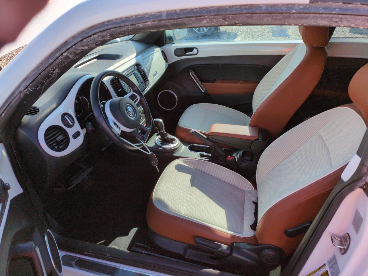 2015 VOLKSWAGEN BEETLE 1.8 - Image 7