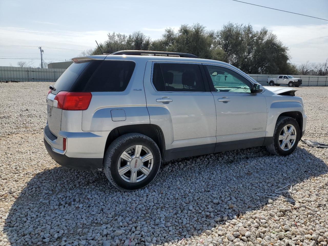 2016 GMC TERRAIN SL - Image 3