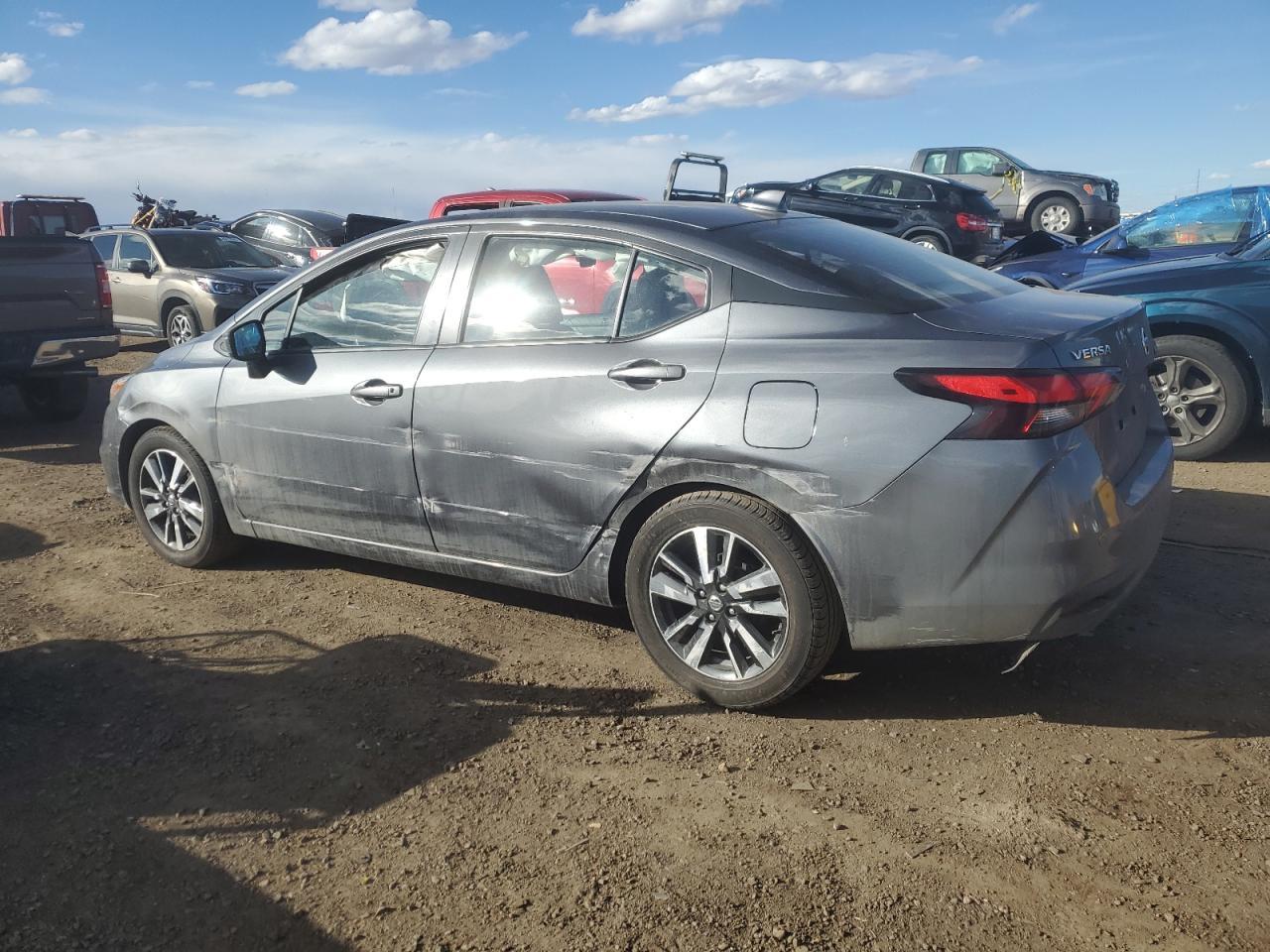 2021 NISSAN VERSA SV - Фото 2