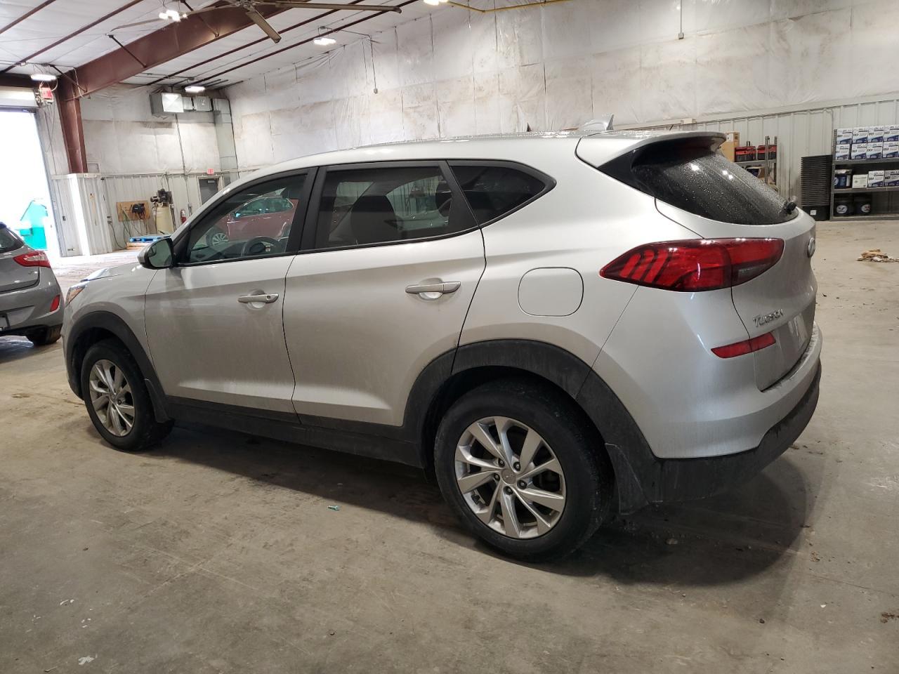 2019 HYUNDAI TUCSON SE - Фото 2