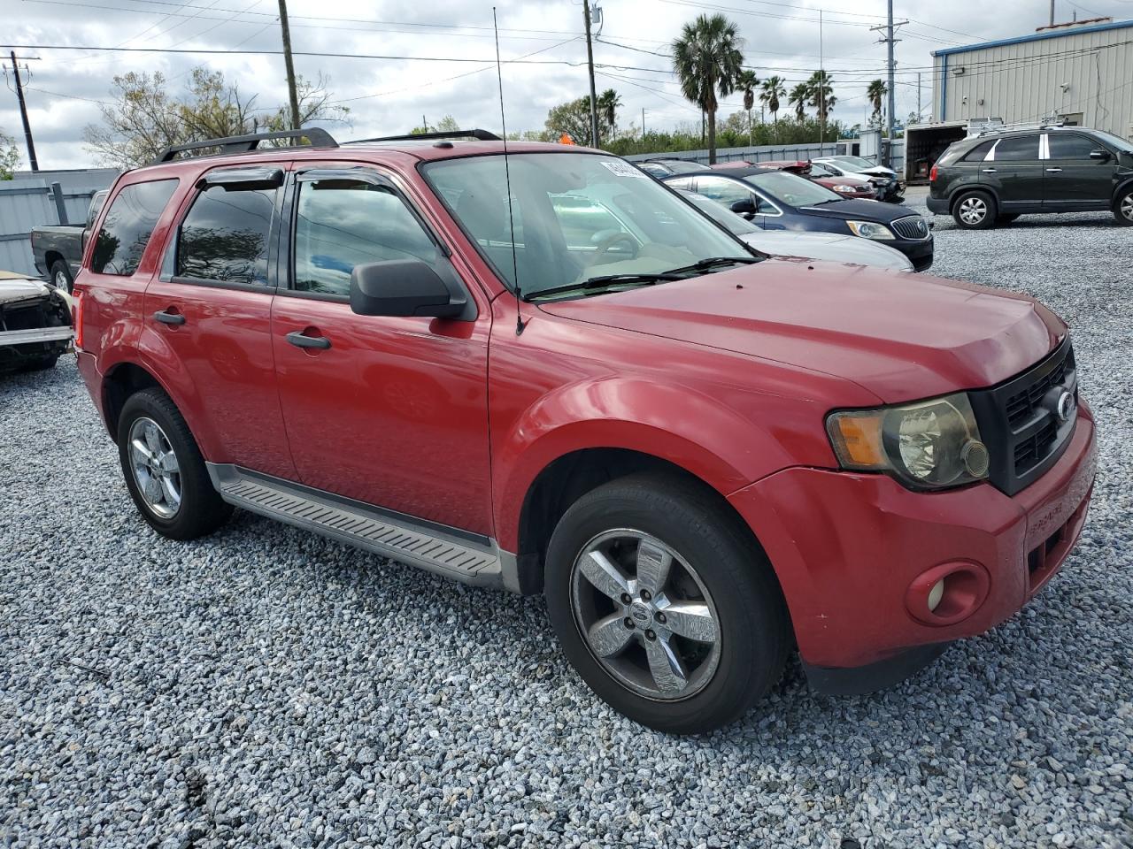 2010 FORD ESCAPE XLT - Image 4