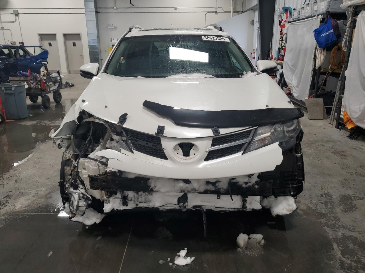 2015 TOYOTA RAV4 LIMIT - Фото 5
