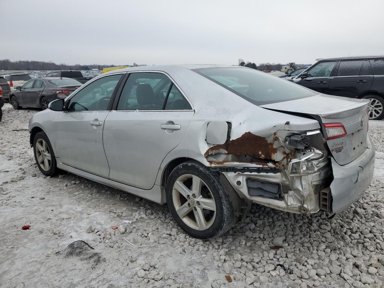 2013 TOYOTA CAMRY L - Image 2