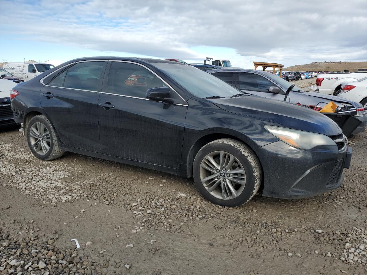 2016 TOYOTA CAMRY LE - Фото 4