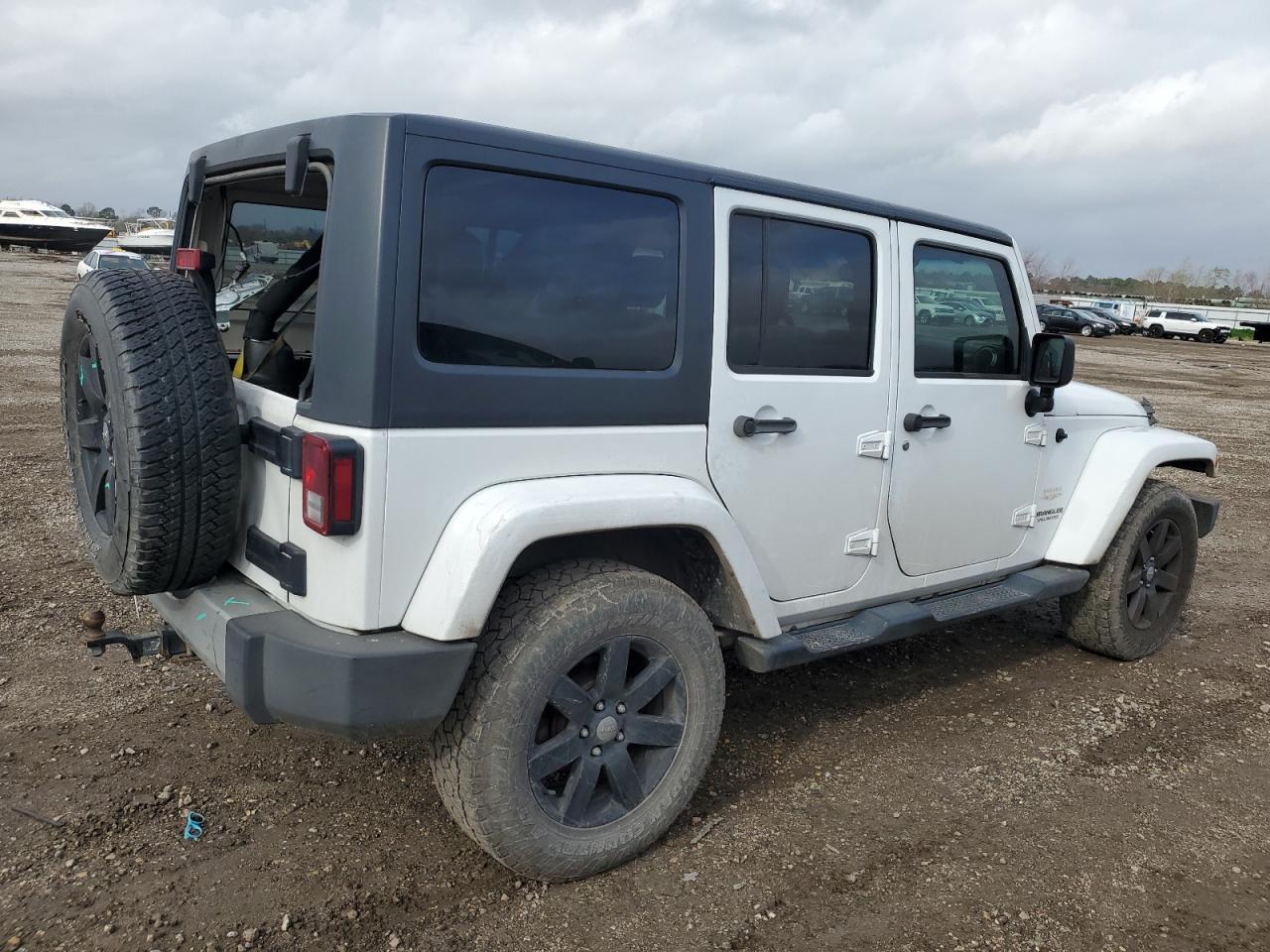 2014 JEEP WRANGLER U - Image 3