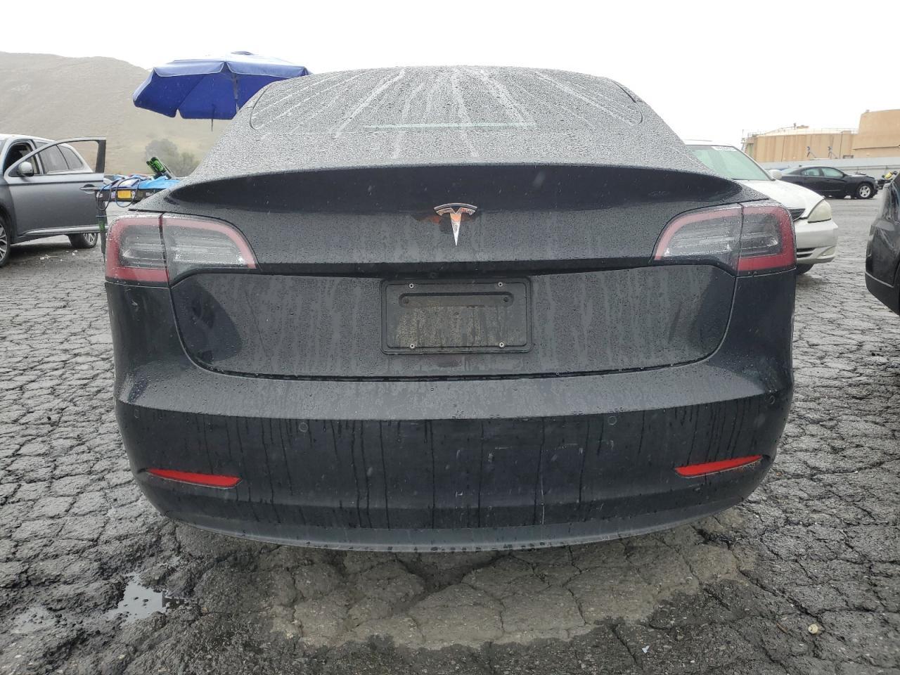 2022 TESLA MODEL 3 - Фото 6