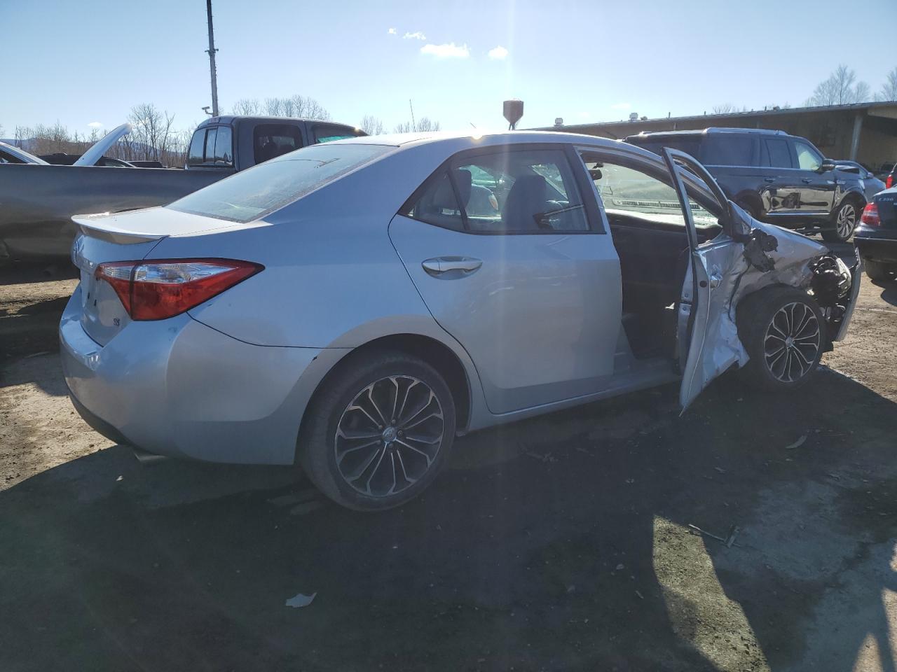 2014 TOYOTA COROLLA L - Фото 3