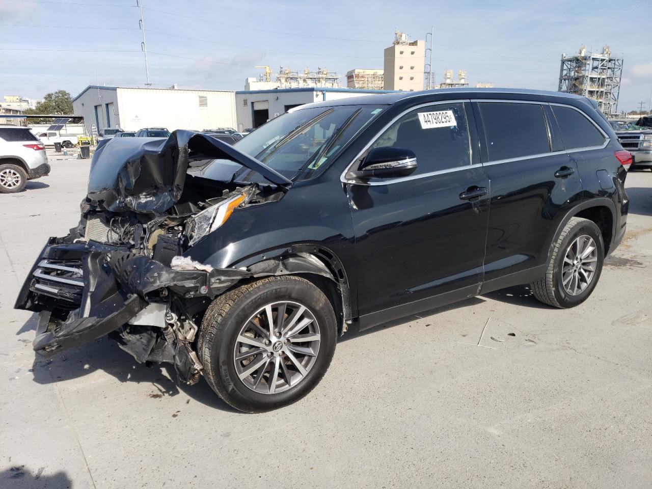 2019 TOYOTA HIGHLANDER
