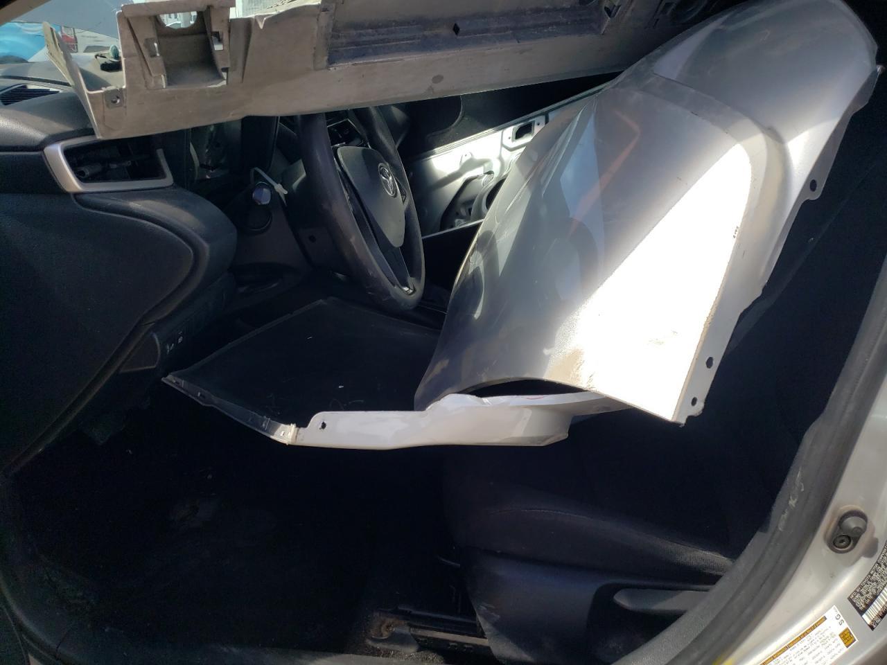 2021 TOYOTA COROLLA LE - Фото 7