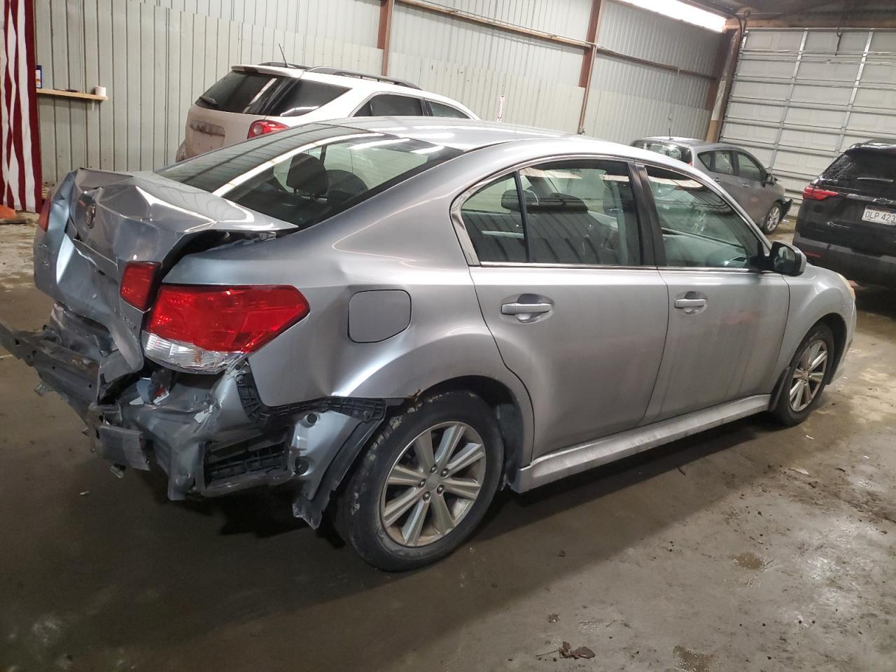 2012 SUBARU LEGACY 2.5 - Image 3