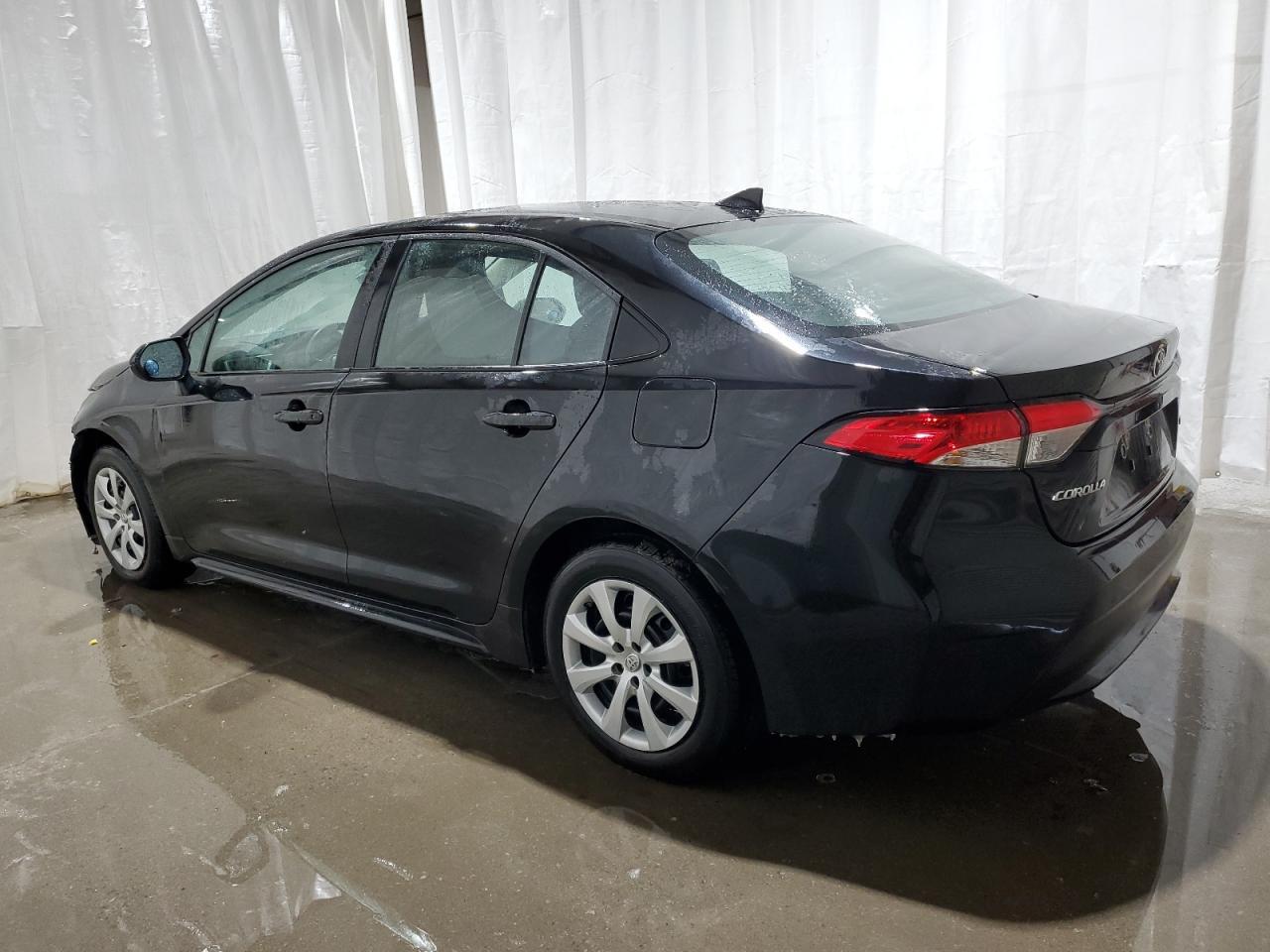 2022 TOYOTA COROLLA LE - Фото 2