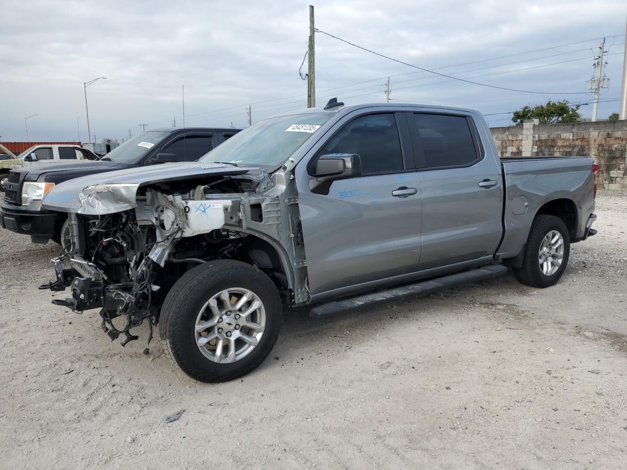 2024 CHEVROLET SILVERADO