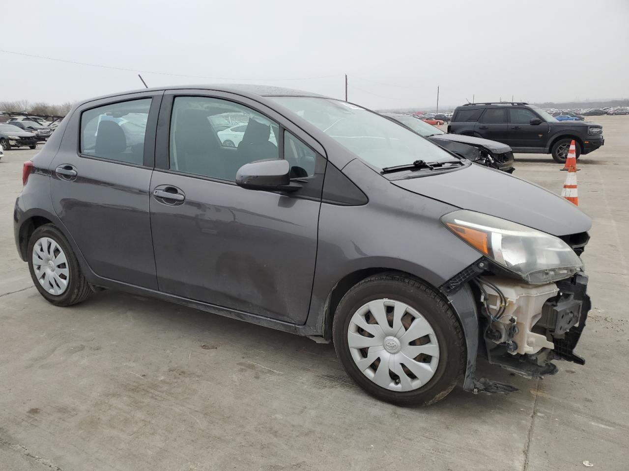 2017 TOYOTA YARIS L - Image 4