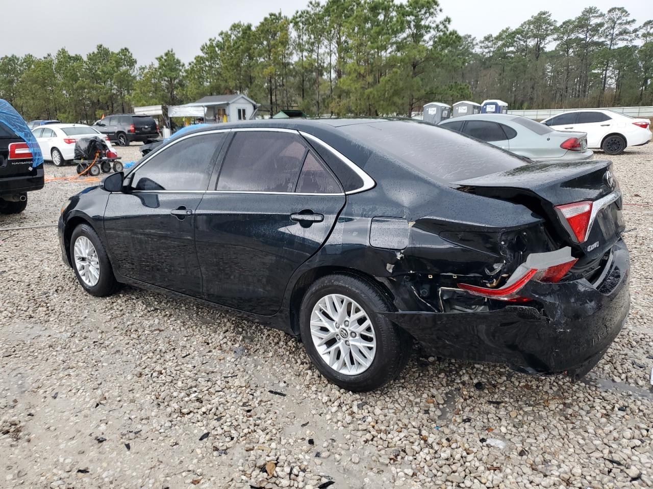 2016 TOYOTA CAMRY LE - Image 2