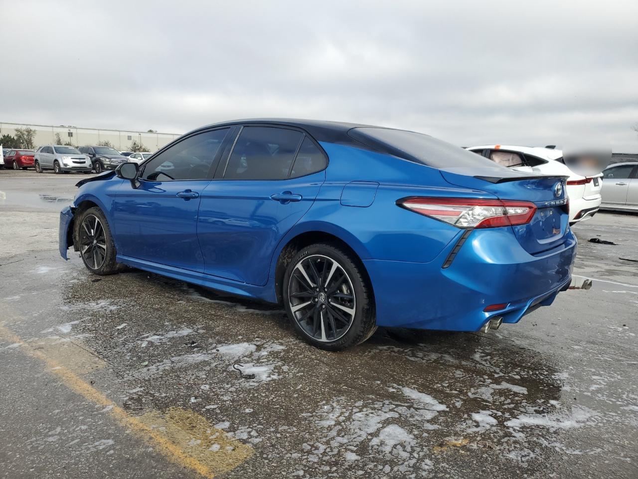 2018 TOYOTA CAMRY XSE - Image 2