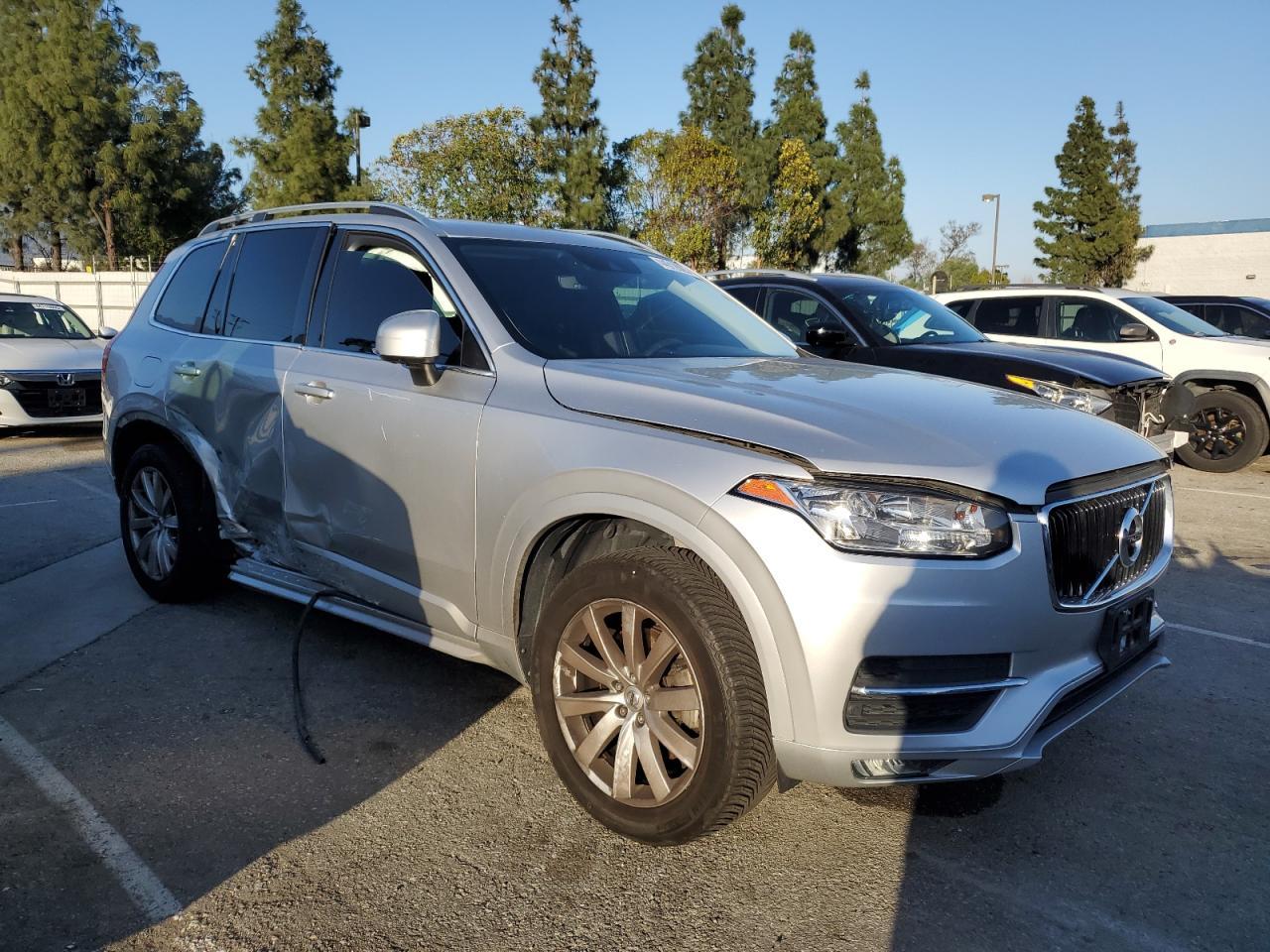 2016 VOLVO XC90 T6 - Фото 4