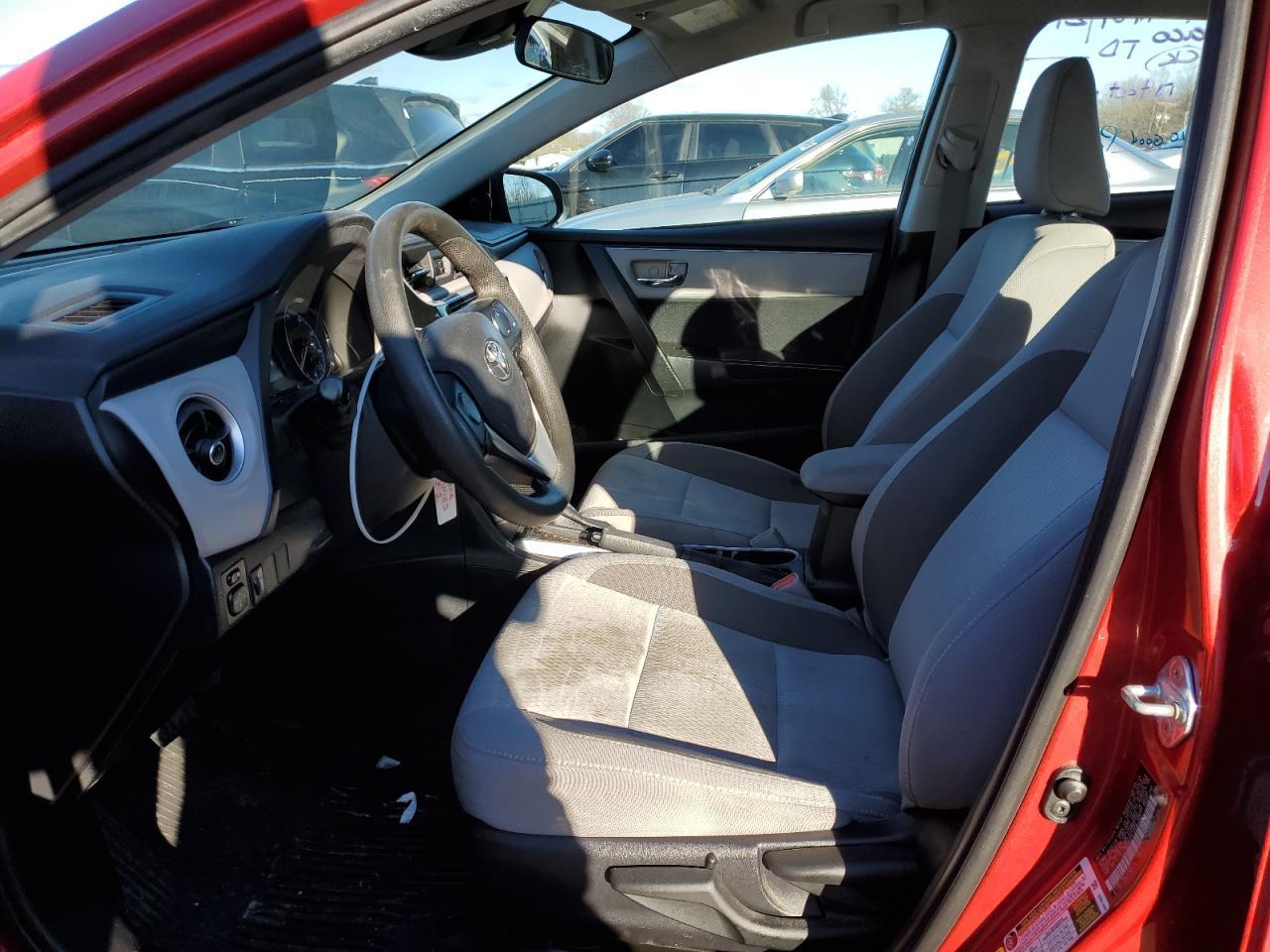 2018 TOYOTA COROLLA L - Image 7
