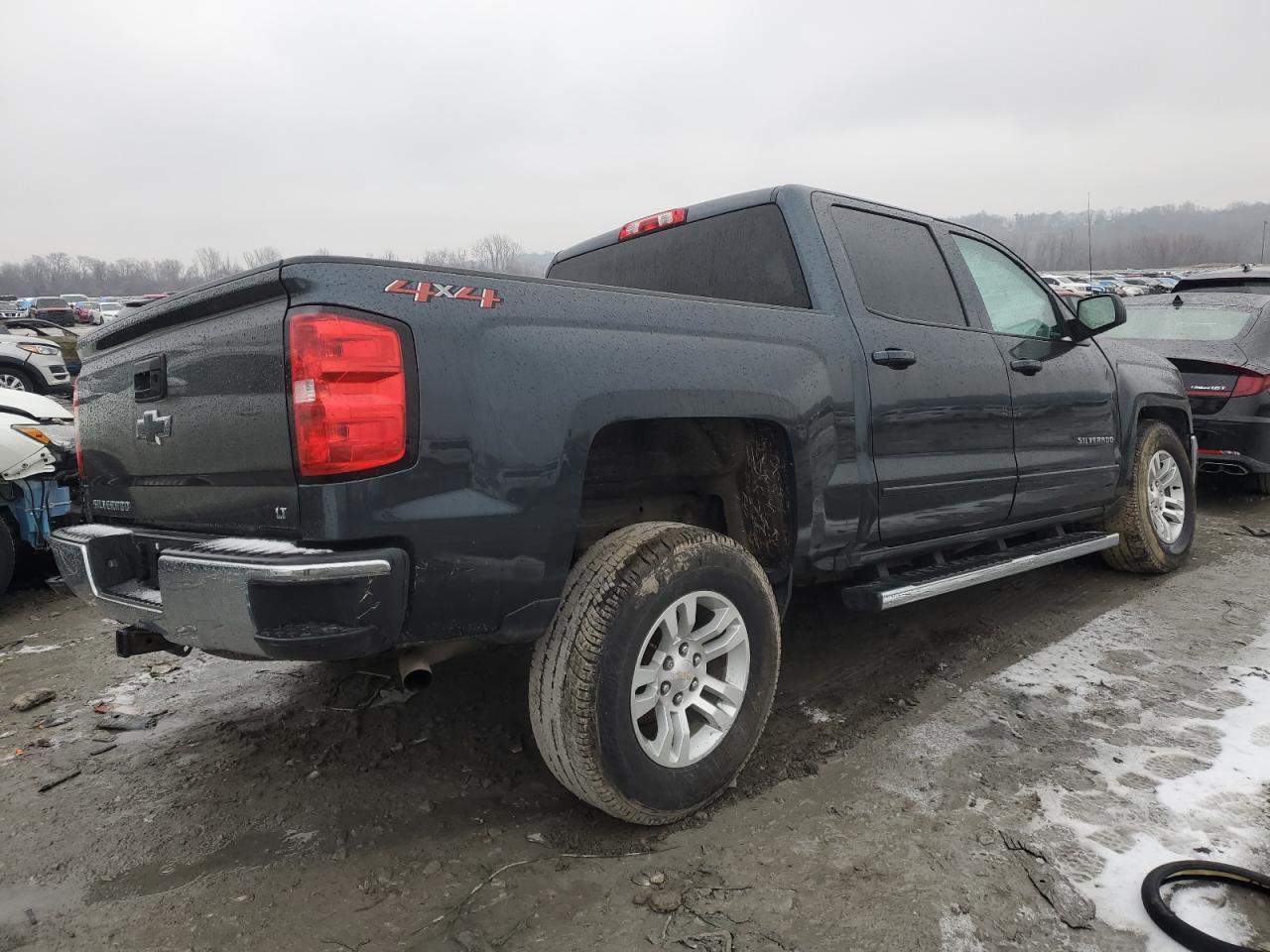 2018 CHEVROLET SILVERADO - Фото 3